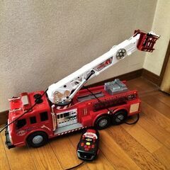 消防車　おもちゃ　ラジコン