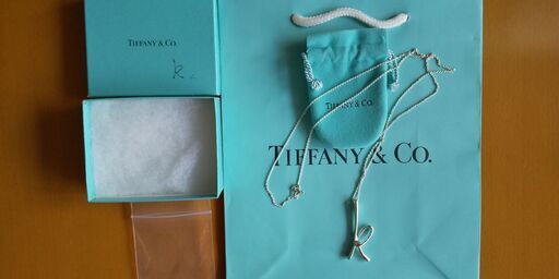 Tiffany \u0026 Co. silver necklace (イニシャルｋ)