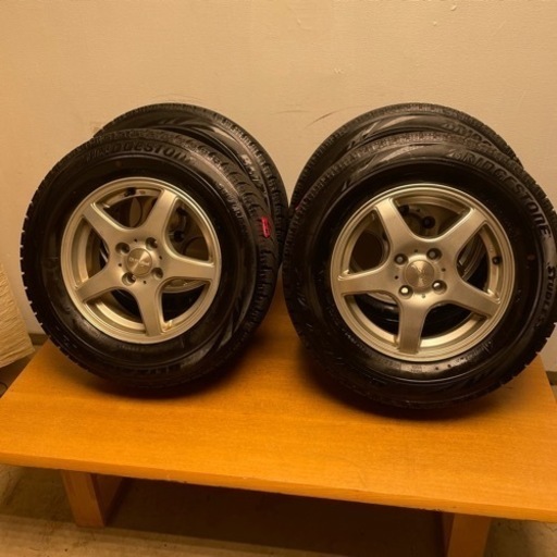 マーチに履いていました。