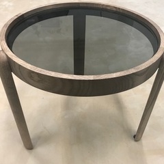 アクタス　porada イタリア高級家具　丸テーブル　ガラステーブル　インテリア