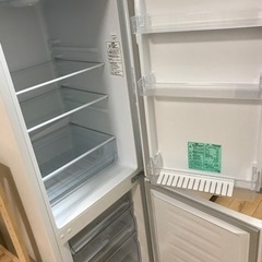 12/17迄受付 ほぼ新品冷蔵庫　Hisense