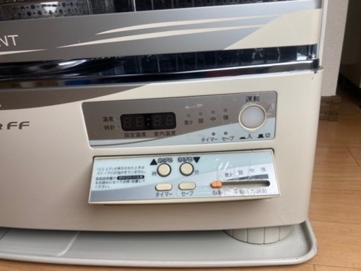 密閉式石油ストーブ トヨトミ FR-705 FFストーブ