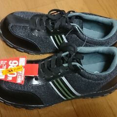 【新品・未使用】安全靴 ワークマン 27cm 
