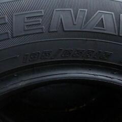 195/65R15スタッドレスタイヤです