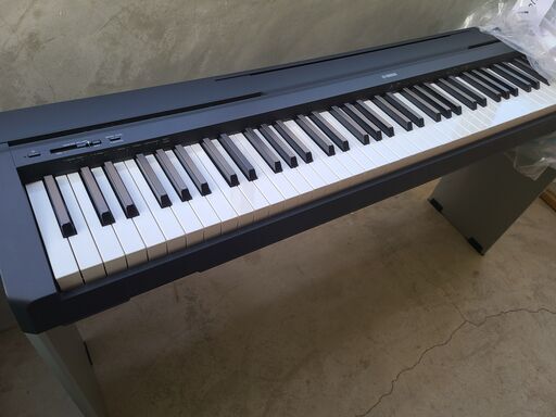 YAMAHA 電子ピアノ P-45B スタンド付き 極美品　2016