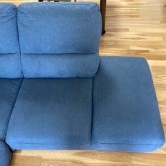 ニトリ　布張りカウチソファー　グレー