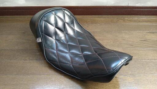 ハーレー '08 スポーツスター XL1200N ナイトスターのHOT-DOCKのシート ハーレー '08 スポーツスター XL1200N ナイトスターのHOT-DOCKのシート