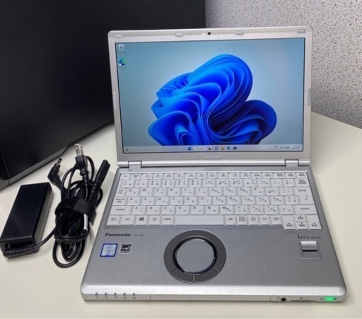【極上品】Panasonic ☘i5☘SSD256/8GB☘