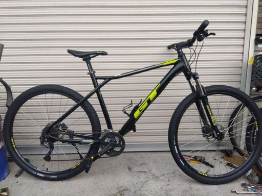 GT AVALANCHE 29er 3x9速 油圧DISKブレーキ 適応身長178cm以上
