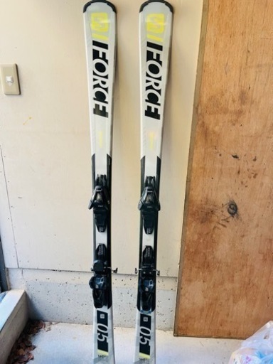 Salomon S/Force Women's 2021 skis: Reviewed & Tested