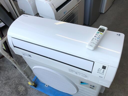 【動作保証あり】DAIKIN ダイキン 2017年 2.5kw 8畳用 ルームエアコン AN25UES【管理KR330】