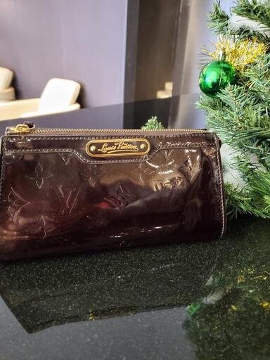 Louis Vuitton　ルイヴィトン　ポーチ\nヴェルニ