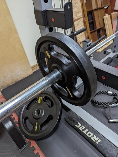ほぼ未使用】IROTEC(アイロテック) オリンピックラバーバーベル155KG