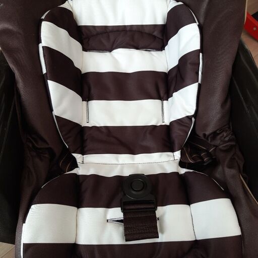 コンビ ネムリラ4キャス オートスイング lotta ハイローチェア 電動  