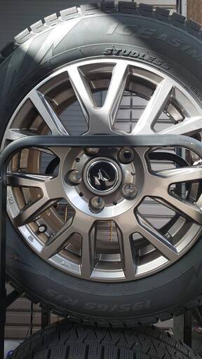 スタッドレスタイヤ＆ホイール PIELLI Ice Asimmetrico 195/65 R15 91Q