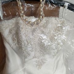 30万以上お得★おまけつき★専門店クリーニング済★ウエディングドレス