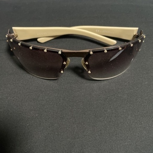 GUCCIサングラス