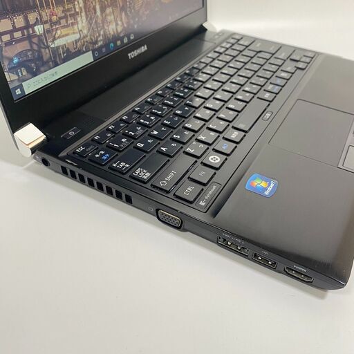 Corei5 /高速SSD /メモリ8GB /東芝/ 13.3インチ/ ノートパソコン③