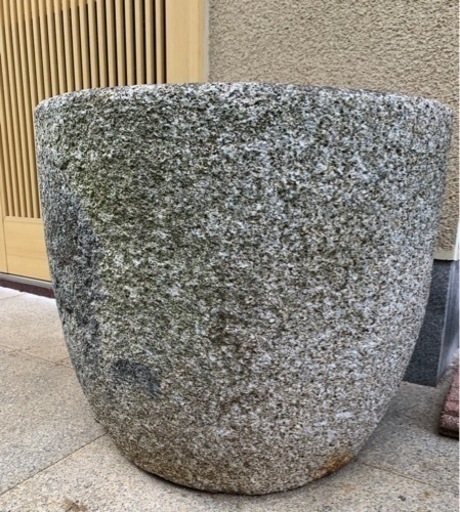 石臼 餅つき 金魚鉢 メダカ 庭石 和風 覗か オブジェ 引き取り限定 石臼 餅つき 金魚鉢 メダカ 庭石 和風 覗か オブジェ 引き取り限定