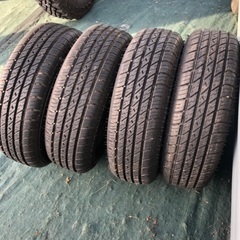 『✨ホワイトレタータイヤ✨』ホイール付 【 MAX POWER 】バリ溝！12インチ，中古タイヤ. ホイール 4本セット❗️