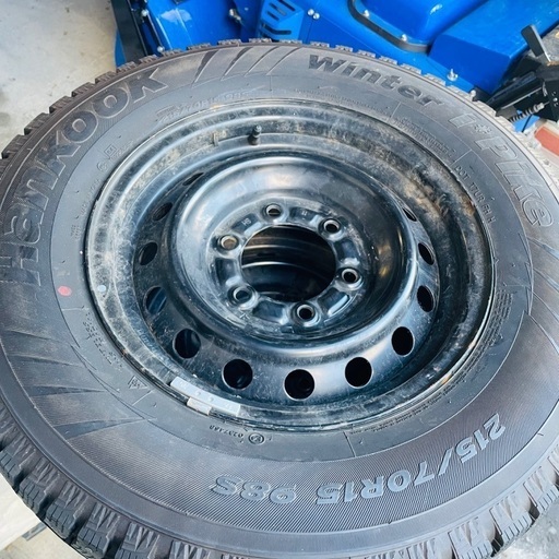 215/70R15 バリ溝スパイクタイヤ 6穴 スタッドレス フルピン