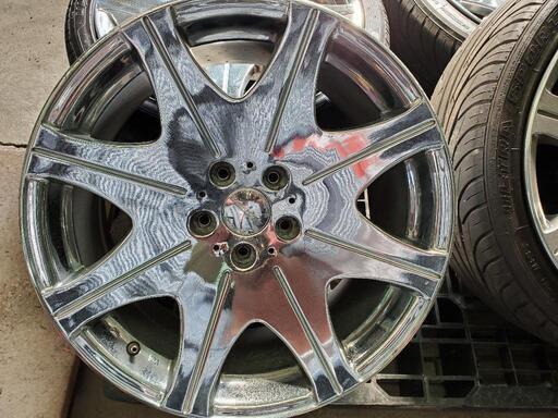 レグザ 18インチホイール 購入 