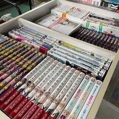 大量のマンガ！+プラモデルなど😩まとめて持って帰ってください！