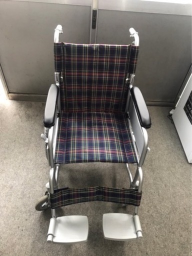 車椅子 はぼ未使用 使用回数1回 カインズ 車イス