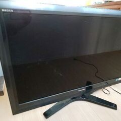 東芝レグザ　37型　液晶テレビ