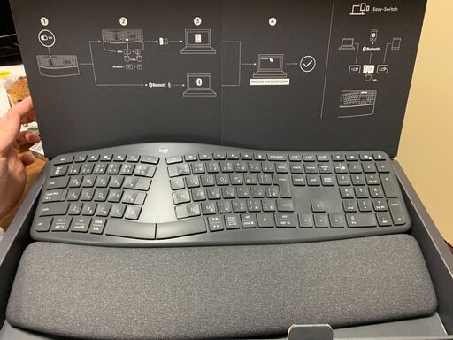 【自宅まで取りに来てくれる方限定】ロジクール ERGO K860 ワイヤレスキーボードお売りします。