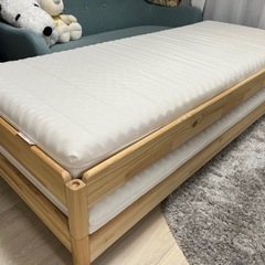 IKEA  ウトーケル　2段ベッド　マットレス付き
