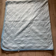 夏用ひんやり敷きパッド　ファミリーサイズ（240×205cm）
