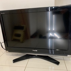 東芝　レグザ　32インチテレビ