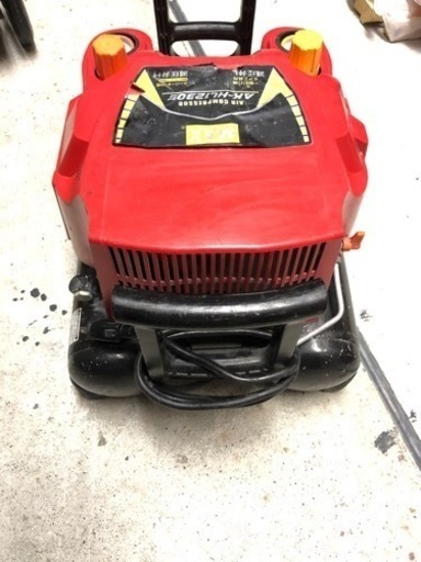 MAX AK-HL1230E コンプレッサーです