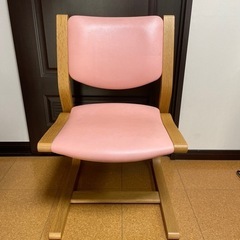 【学習椅子】カリモク×ベネッセ　成長チェア