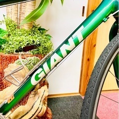 [受付終了]しました 豪華 なスポーツ走行に GIANT ESCAPE (700x28C)