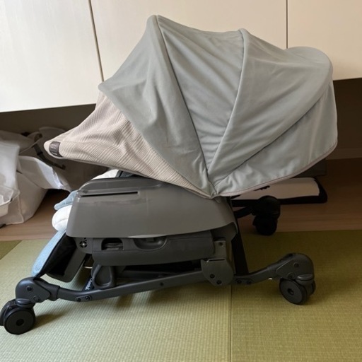 コンビ　ネムリラ