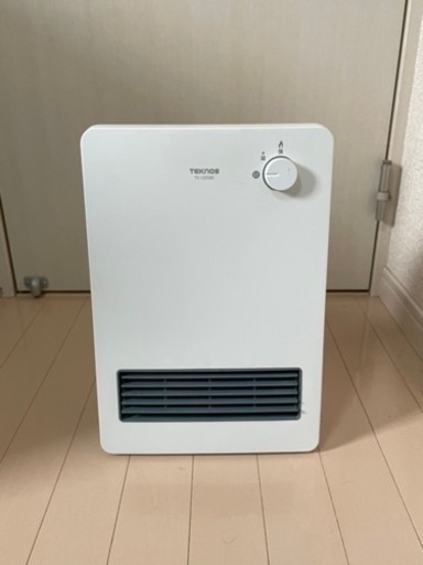 【お譲り済】電気ヒーター　TEKNOS　TS-125（W）