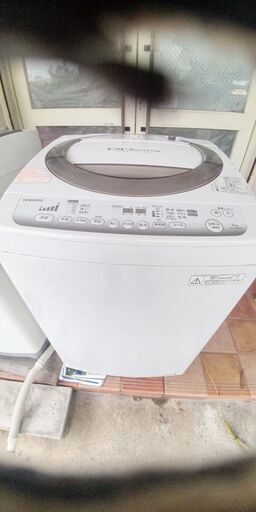 静かなインバーター洗濯機東芝7キロ2013年製別館においてます