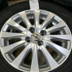 スタッドレスタイヤ 195 65 R15 4穴 2018-2019年 トヨタ アルミホール