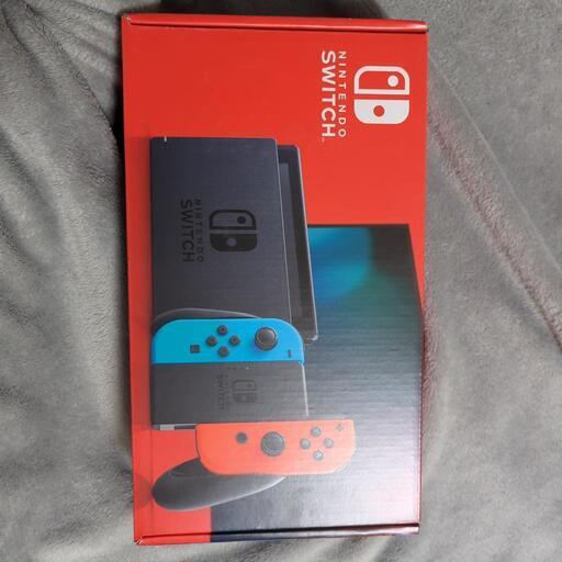 任天堂　Switch　新品 2