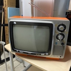 超レトロ！　NECカラーテレビ CT-252A