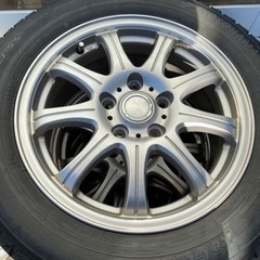 205-60-16 スタッドレス　タイヤ付きホイール　114.3 