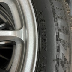 215\\55r17 アルミホイールスタッドレス