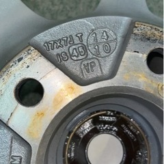 215\\55r17 アルミホイールスタッドレス