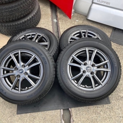010】スタッドレス175/70R14 NIRVANA NV14インチ