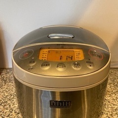 炊飯器・SANYO圧力IH 5.5合炊き
