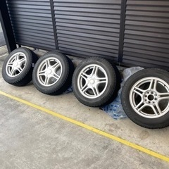 商談中スタッドレス　195／65R15  4穴マルチ　ブリザック...