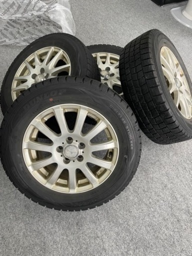 195/65R15スタッドレスタイヤ4本セット