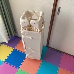 カトージ ポータブルベビーベッド おむつ替えテーブル付 